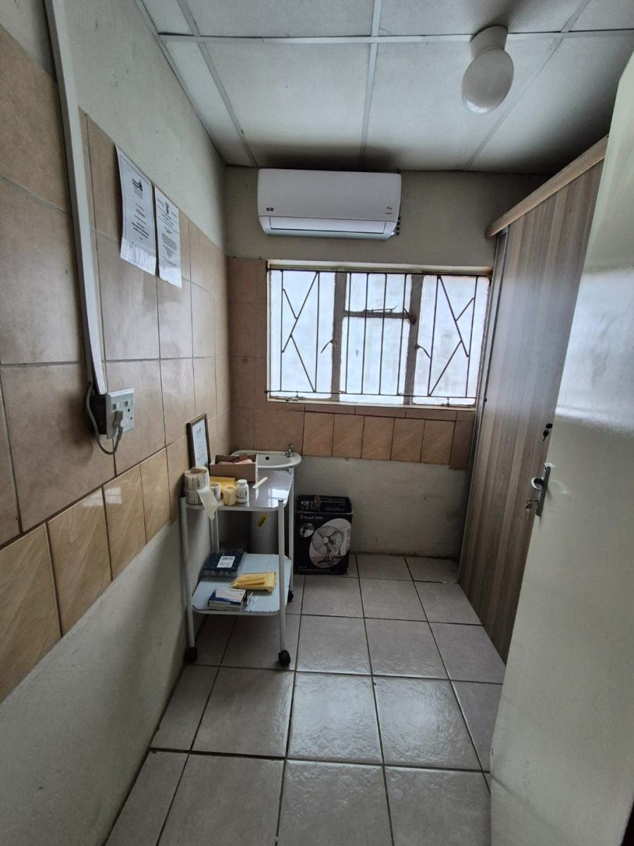 To Let commercial Property for Rent in Kagisanong Free State